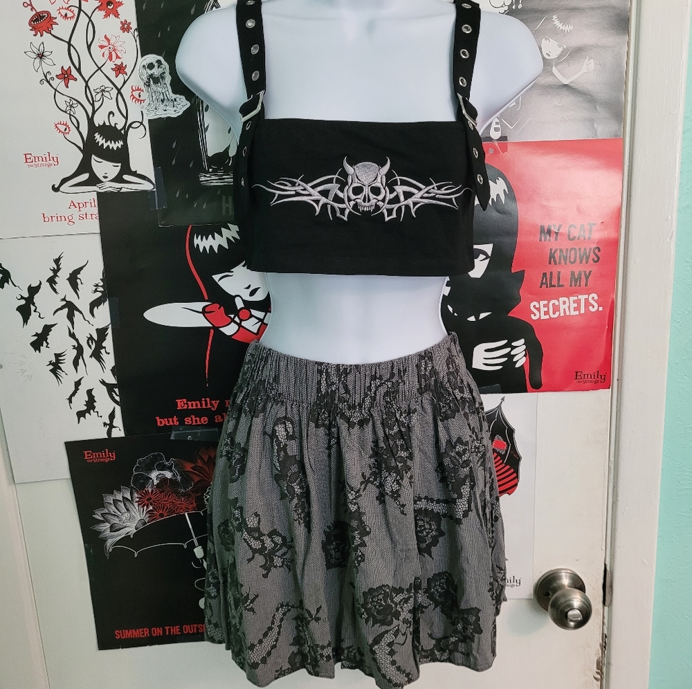 VS pink casual skirt